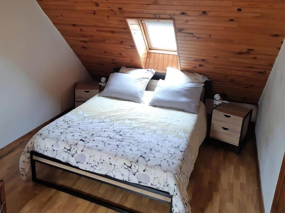Maison Entre Terre Et Avec Jacuzzi