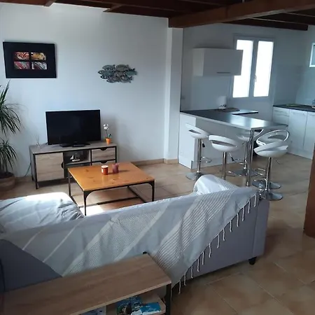 Maison Entre Terre Et Mer Avec Jacuzzi Sauzon Exterior foto