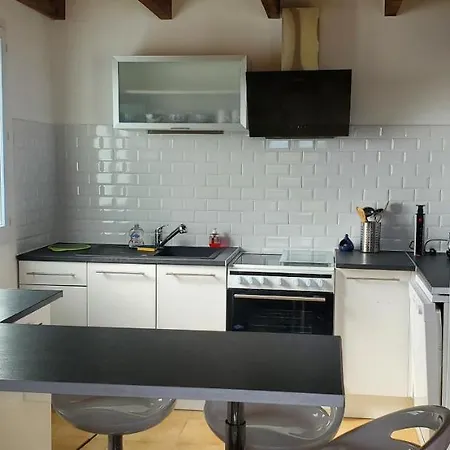 Maison Entre Terre Et Mer Avec Jacuzzi Sauzon Exterior foto