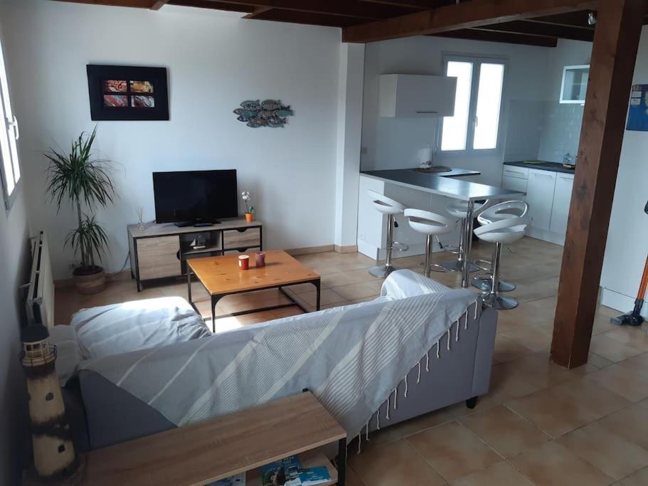 Maison Entre Terre Et Avec Jacuzzi Ferienhaus Sauzon